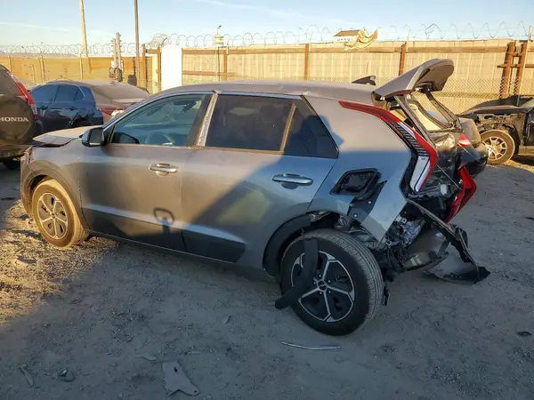 KNDCP3LEXP5082267 2023 KIA NIRO - Image 2