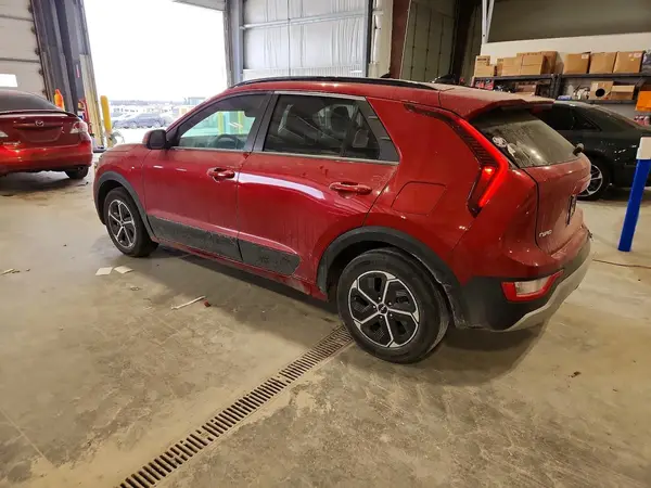 KNDCP3LEXP5085833 2023 KIA NIRO - Image 2