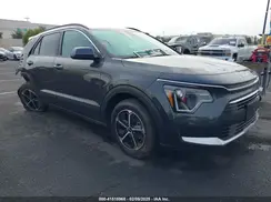 KNDCP3LEXR5145211 2024 KIA NIRO