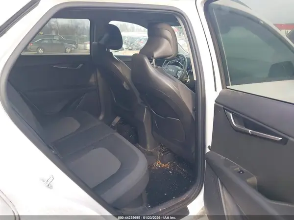 KNDCP3LEXR5146939 2024 KIA NIRO - Image 8