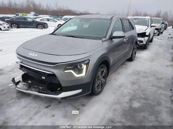 KNDCP3LEXS5230376 2025 KIA NIRO - Image 2