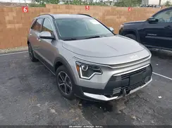 KNDCP3LEXS5270313 2025 KIA NIRO