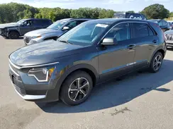 KNDCP3LEXS5300619 2025 KIA NIRO