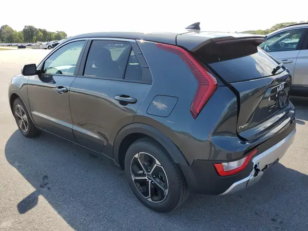 KNDCP3LEXS5300619 2025 KIA NIRO - Image 2