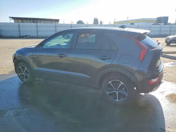 KNDCP3LEXT5318863 2026 KIA NIRO - Image 2