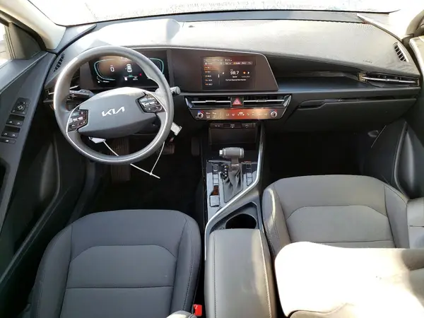 KNDCP3LEXT5324694 2026 KIA NIRO - Image 8