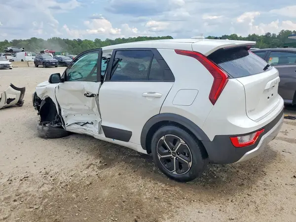 KNDCP3LEXT5324730 2026 KIA NIRO - Image 2