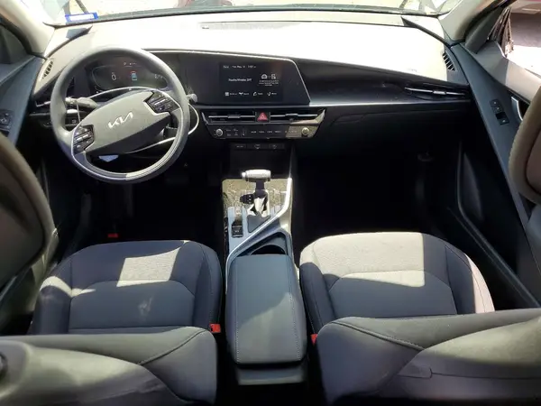 KNDCP3LEXT5347151 2026 KIA NIRO - Image 8
