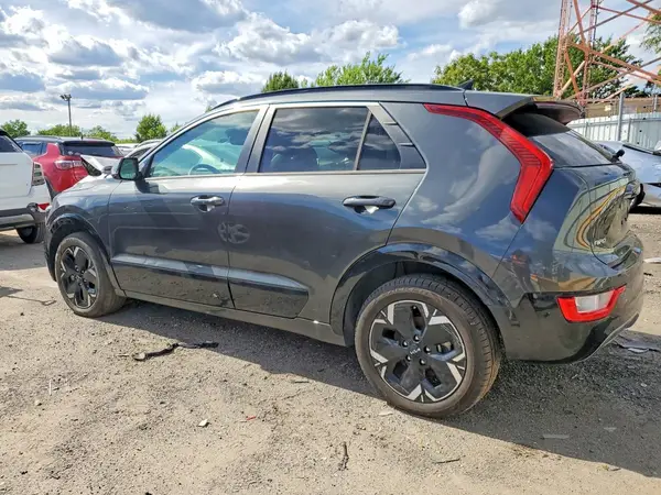 KNDCR3L10P5021873 2023 KIA NIRO - Image 2