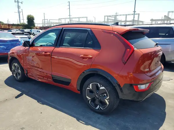 KNDCR3L10P5024692 2023 KIA NIRO - Image 2