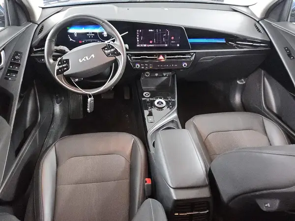 KNDCR3L10P5024739 2023 KIA NIRO - Image 8