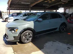 KNDCR3L10P5025163 2023 KIA NIRO