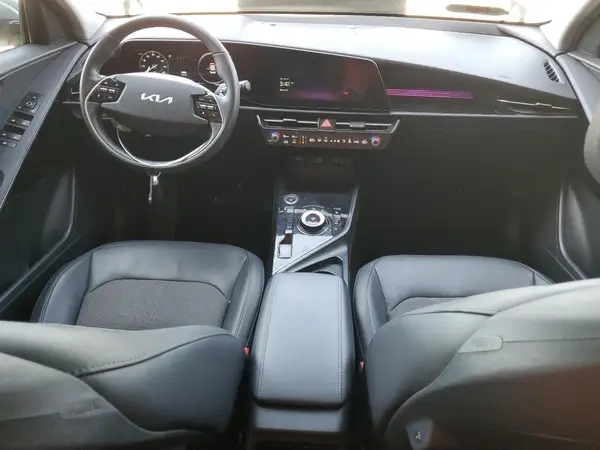KNDCR3L10P5025163 2023 KIA NIRO - Image 8