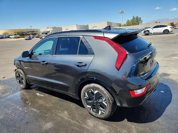 KNDCR3L10P5025776 2023 KIA NIRO - Image 2