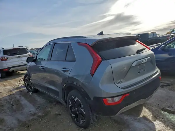 KNDCR3L10P5029553 2023 KIA NIRO - Image 2