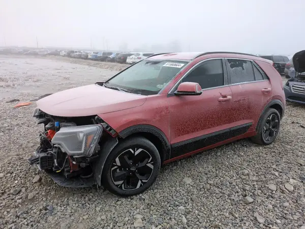 KNDCR3L10P5032727 2023 KIA NIRO - Image 1