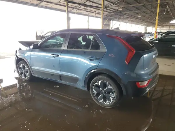 KNDCR3L10P5041959 2023 KIA NIRO - Image 2