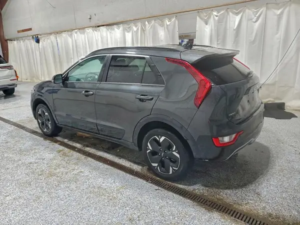 KNDCR3L10P5054985 2023 KIA NIRO - Image 2