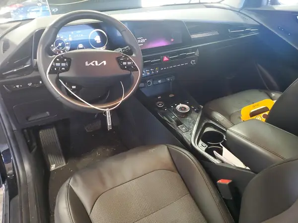 KNDCR3L10P5055019 2023 KIA NIRO - Image 8