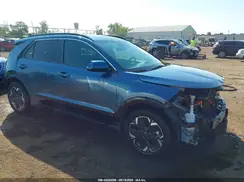 KNDCR3L10P5065307 2023 KIA NIRO