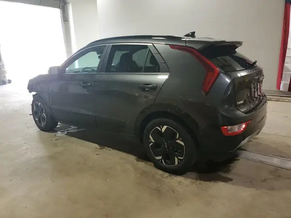 KNDCR3L10P5072788 2023 KIA NIRO - Image 2