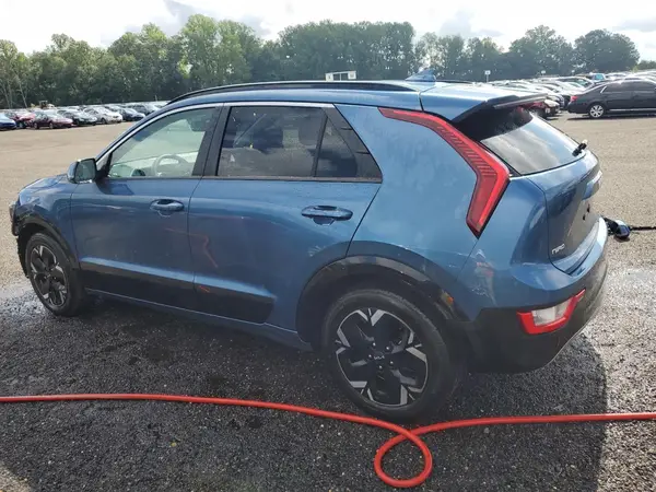KNDCR3L10P5073469 2023 KIA NIRO - Image 2