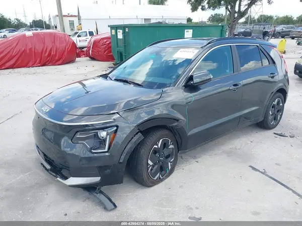 KNDCR3L10R5078299 2024 KIA NIRO - Image 2