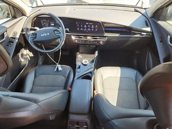KNDCR3L10R5078318 2024 KIA NIRO - Image 8
