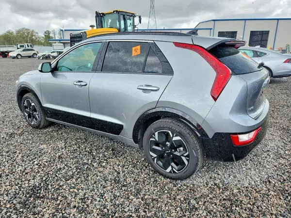 KNDCR3L10R5086371 2024 KIA NIRO - Image 2