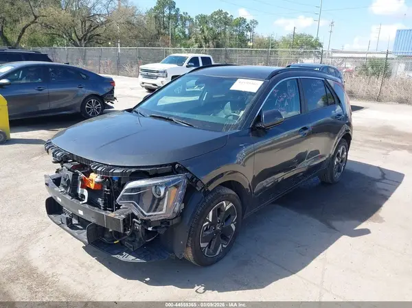 KNDCR3L10R5086984 2024 KIA NIRO - Image 2