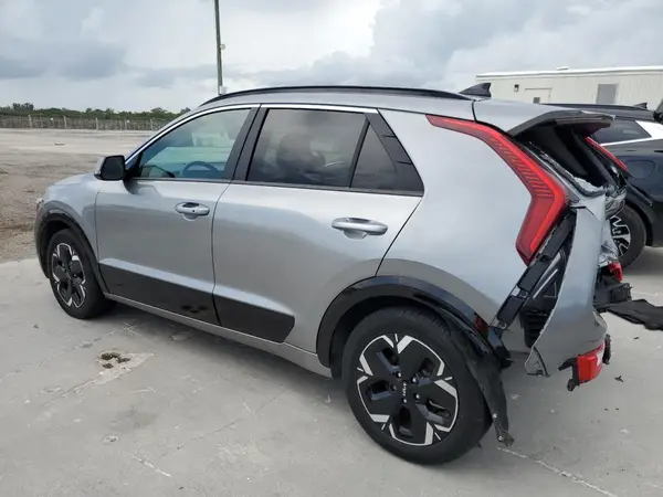 KNDCR3L10R5090808 2024 KIA NIRO - Image 2