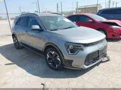 KNDCR3L10R5098052 2024 KIA NIRO