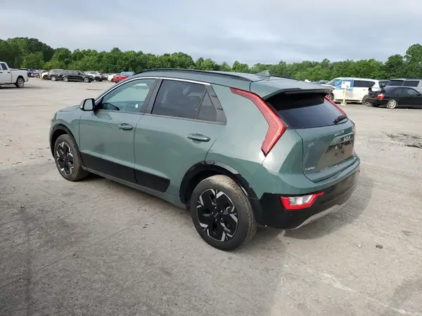 KNDCR3L10R5098942 2024 KIA NIRO - Image 2