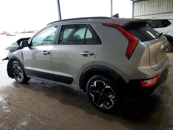 KNDCR3L10R5101919 2024 KIA NIRO - Image 2