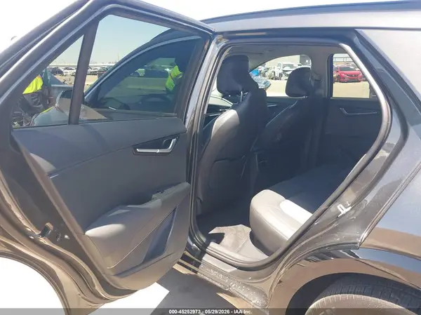 KNDCR3L10R5103492 2024 KIA NIRO - Image 8