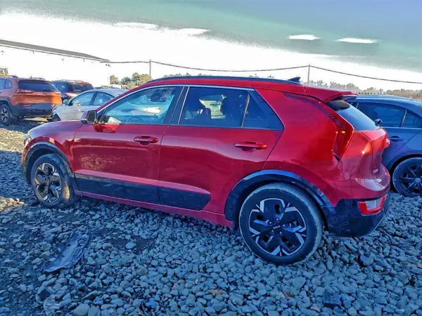 KNDCR3L10R5105999 2024 KIA NIRO - Image 2