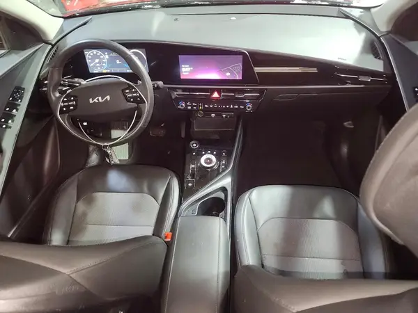 KNDCR3L10R5107512 2024 KIA NIRO - Image 8