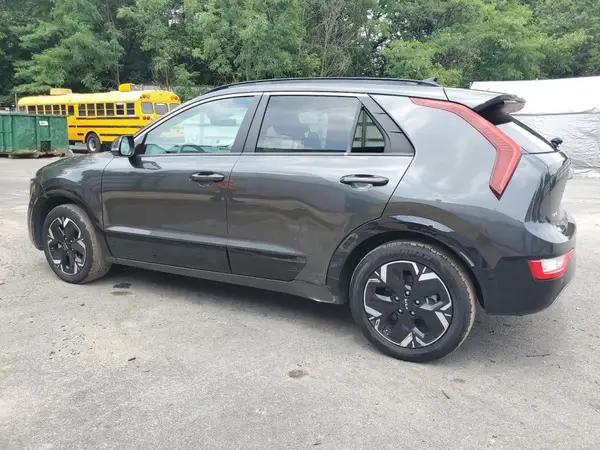 KNDCR3L10R5107526 2024 KIA NIRO - Image 2