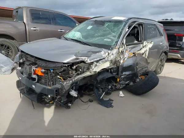 KNDCR3L10R5107980 2024 KIA NIRO - Image 2