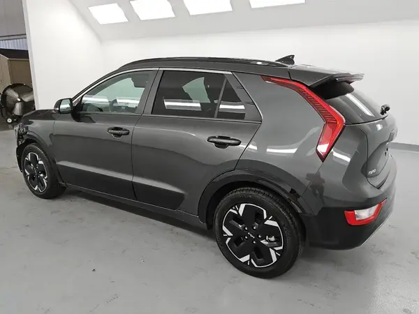 KNDCR3L10R5113794 2024 KIA NIRO - Image 2