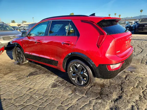 KNDCR3L10R5121023 2024 KIA NIRO - Image 2