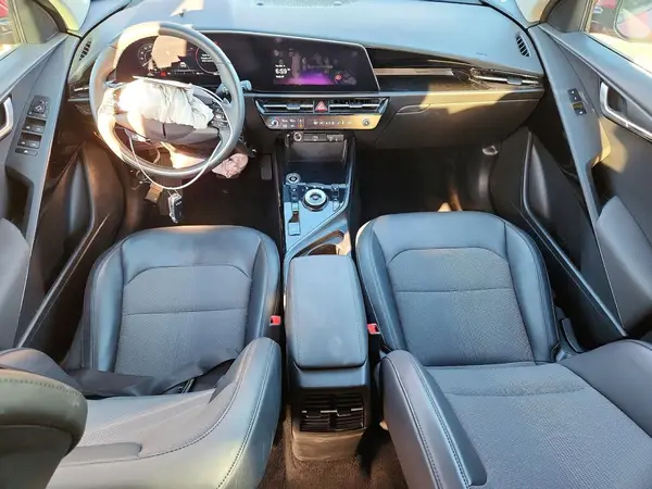 KNDCR3L10R5121023 2024 KIA NIRO - Image 8