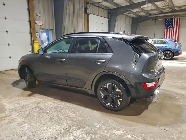 KNDCR3L10R5121118 2024 KIA NIRO - Image 2