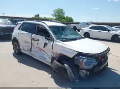 KNDCR3L11P5016908 2023 KIA NIRO