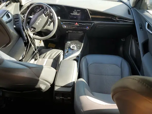 KNDCR3L11P5022658 2023 KIA NIRO - Image 8