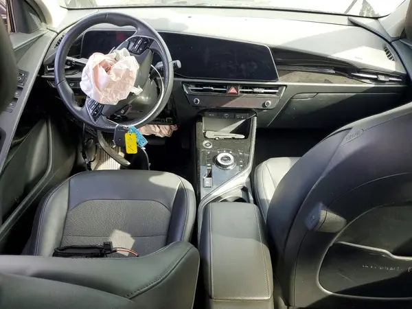 KNDCR3L11P5023700 2023 KIA NIRO - Image 8