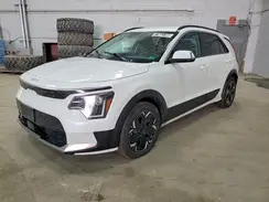 KNDCR3L11P5024880 2023 KIA NIRO