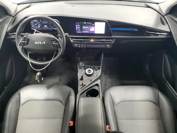 KNDCR3L11P5025169 2023 KIA NIRO - Image 8
