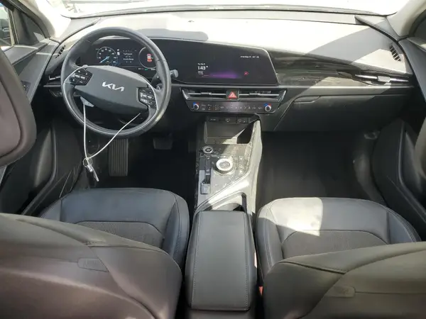KNDCR3L11P5027973 2023 KIA NIRO - Image 8
