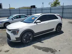 KNDCR3L11P5028203 2023 KIA NIRO